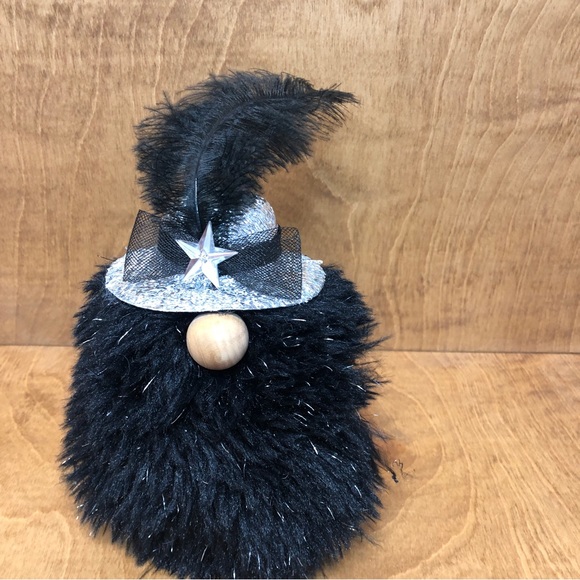 Silver Feather Gnome New Years Crystal Star Bling Bow Black White - Picture 3 of 4